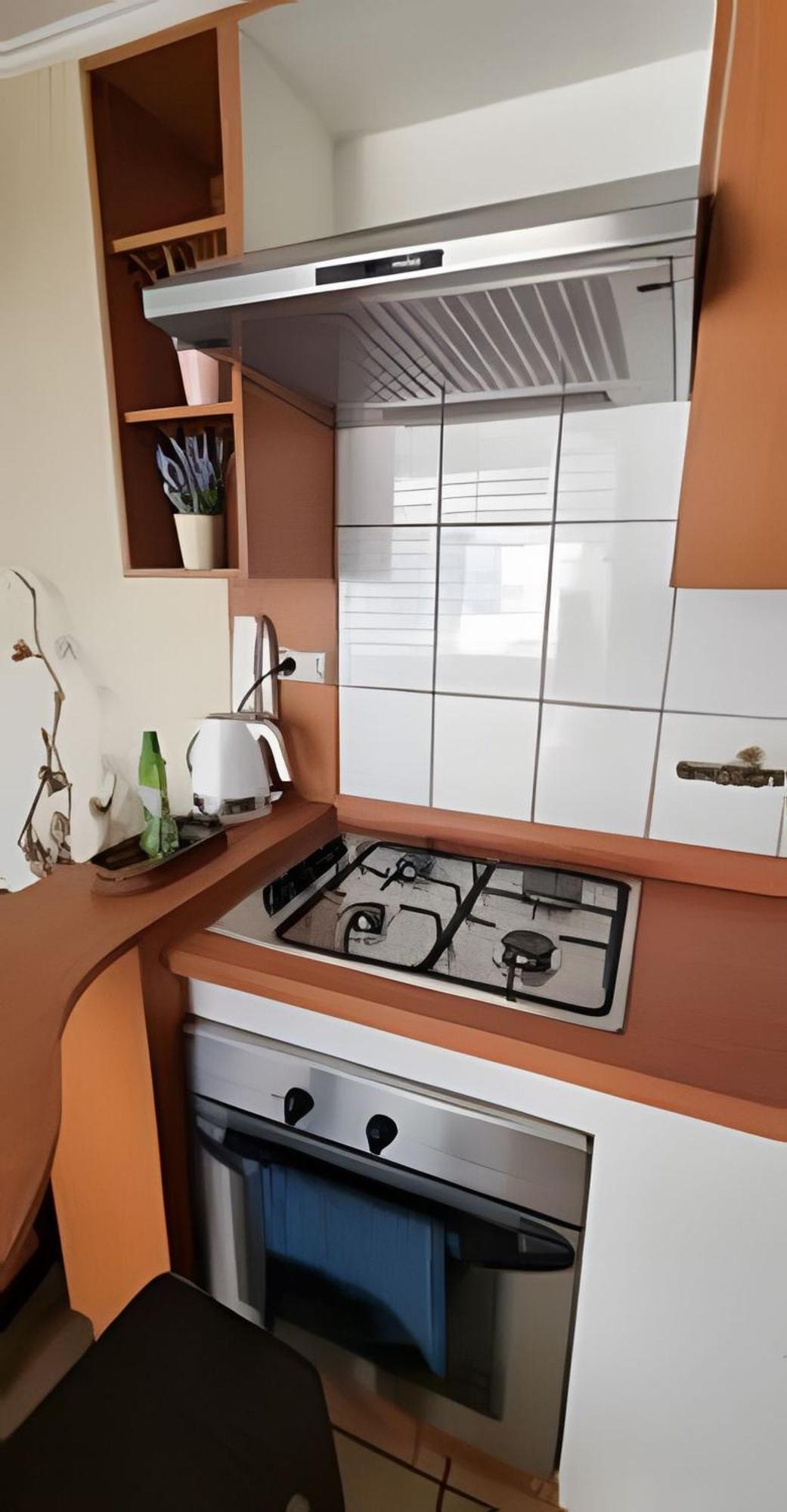 Apartamento Centro Depto 2d1b Parking Free Metro Universidad De Chile A 3 Cuadras, Wifi Incuido
